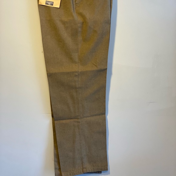 NWT {dockers} khaki washed chino 34 x 32 - Picture 5 of 10